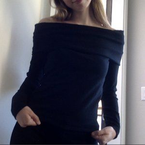 Black Club Monaco off shoulder sweater warm & cute